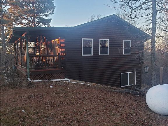3rd image of 805 County Road 309