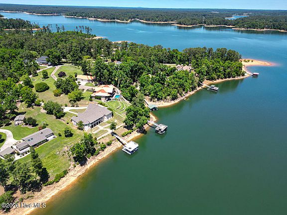 4th image of 1060 Mohawk Drive