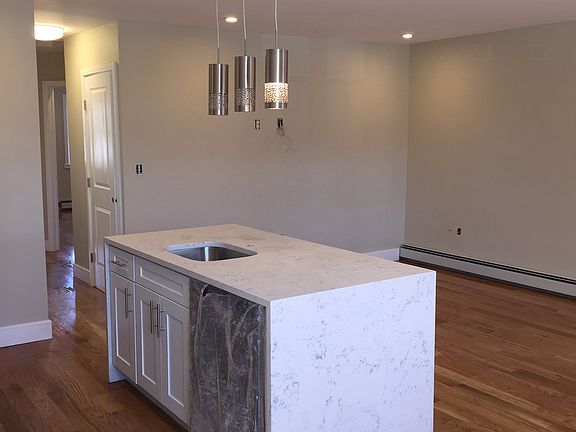 5th image of 9911 Avenue K