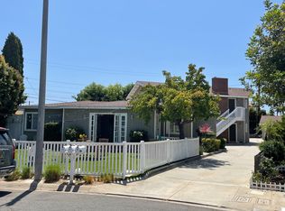 361 La Perle Ln #C, Costa Mesa, CA 92627