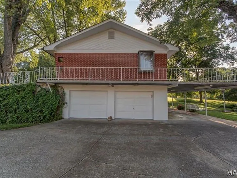 18 Dorchester Dr — Photo 5