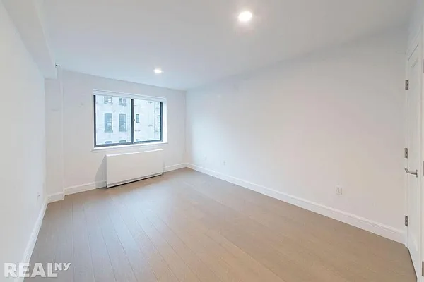Rented by REAL New York | media 4