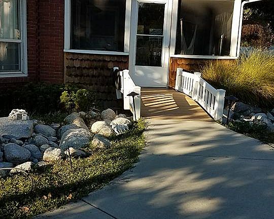 Wheelchair accessible porch
