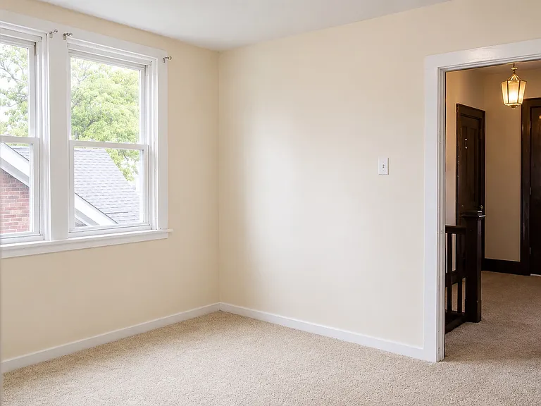 219 E 26th St #2 — Photo 16