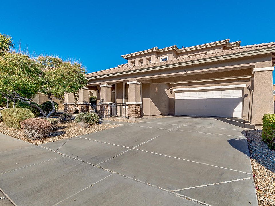 1st image of 15380 W Cottonwood Cir