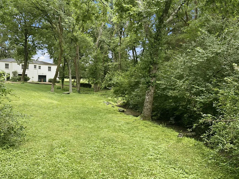 714 Davidson Rd — Photo 40