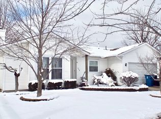 440 Shadowbrook Dr, Oregon, OH 43616
