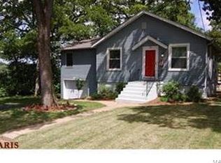 305 Greeley Ave, Saint Louis, MO 63119