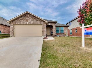 328 Amethyst Dr, Fort Worth, TX 76131