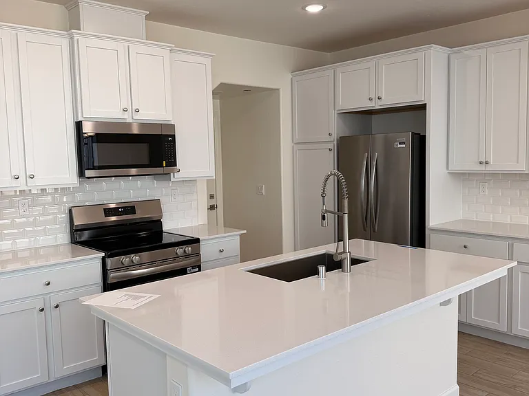 1521 Pioneer Ln — Photo 10