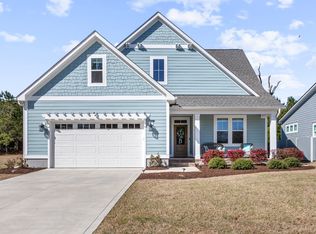 302 Blushing Rose Ln, Holly Ridge, NC 28445