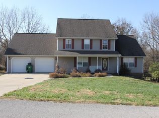 1312 Stoneridge Rd, Lawrenceburg, KY 40342