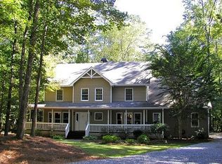 6025 Woods Ct, Cumming, GA 30040