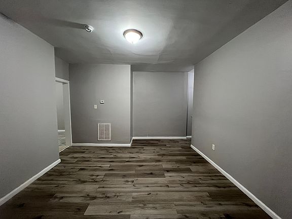 3rd image of 352 Broadway #1E