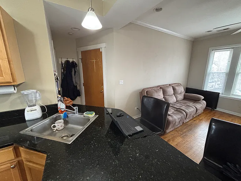 3021 W Cullom Ave #3 — Photo 9