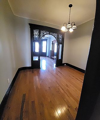 2nd image of 822 Macon St Floor 2