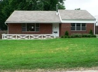 365 N New Florissant Rd, Florissant, MO 63031