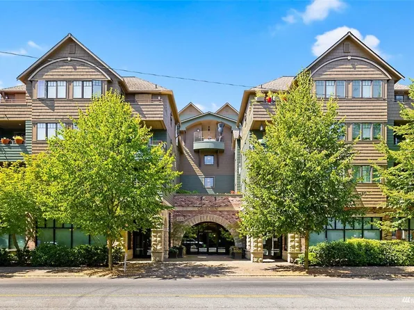 4123 California Ave SW APT 201, Seattle, WA 98116