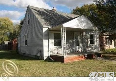 Exterior 2.jpg