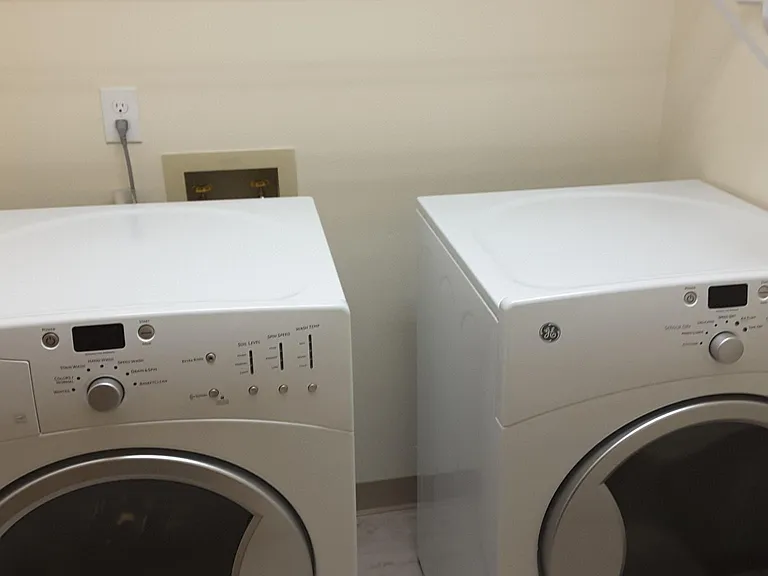 Washer/dryer in laundry room
