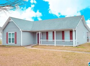 541 Warrior Dr, Alabaster, AL 35007