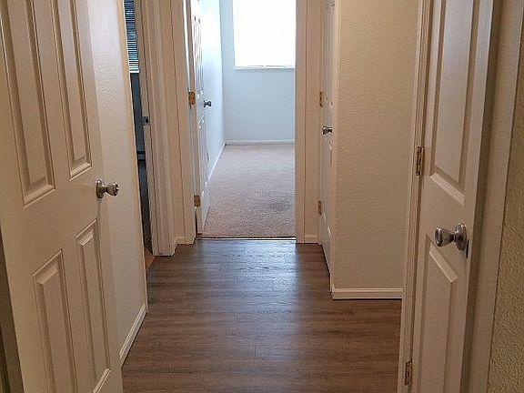 4th image of 1522 NE 175th St Unit 106