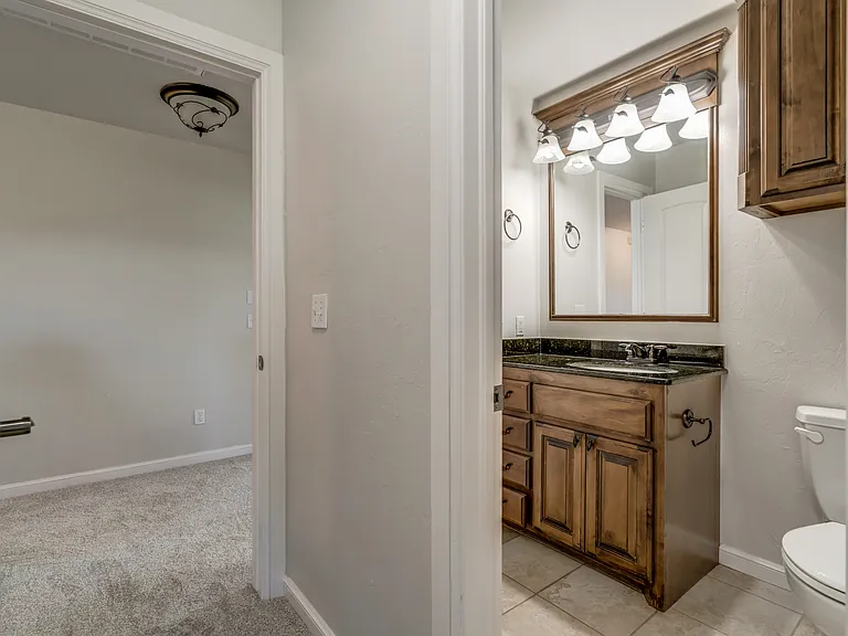 22525 Lindy Ter — Photo 72