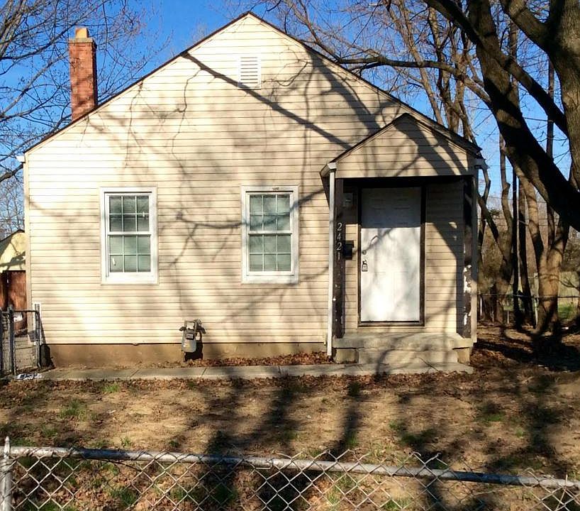 1st image of 2421 Bancroft St