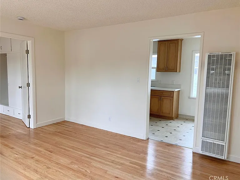 7957 Milton Ave — Photo 6