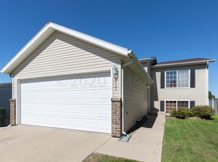 1835 56th Ave S, Fargo, ND 58104