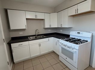 10700 S Roberts Rd #1A, Palos Hills, IL 60465