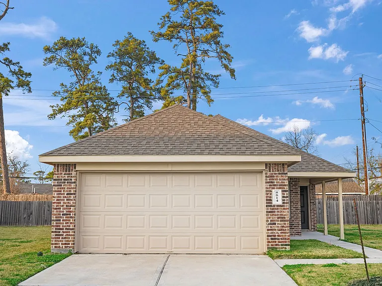 8814 Lar Ree Oaks Cir — Photo 1