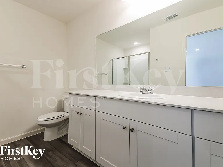 1822 Sandlin Dr — Photo 12