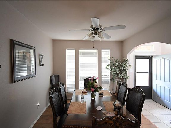 2nd image of 5865 Pearl Oyster Ln