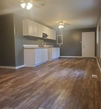 3rd image of 1454 Hullway Ct