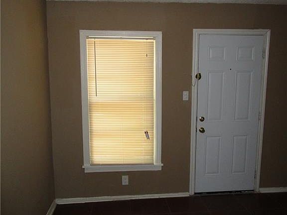 5th image of 6639 Marie St