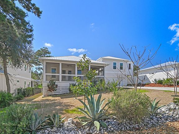 2nd image of 180 Walnut St