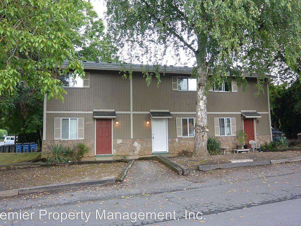 1st image of 1017 W 21st St