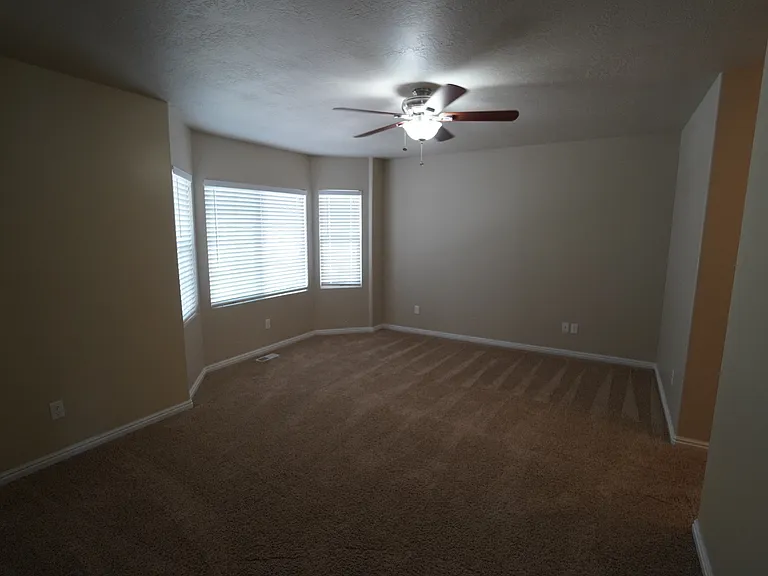 883 S Daisy Dr — Photo 9
