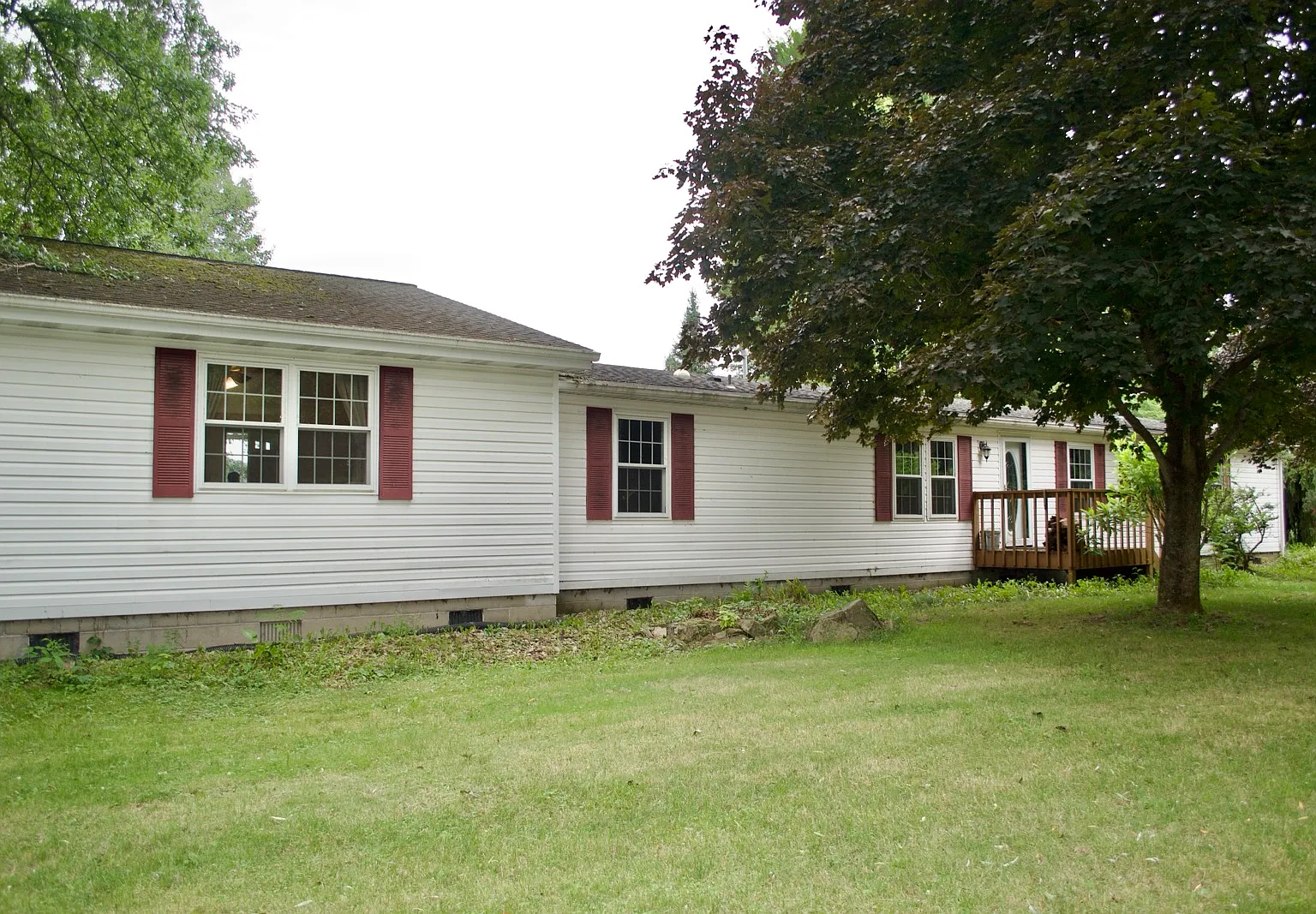 4 bed, 2436 sqft, $2,000 — Photo 4