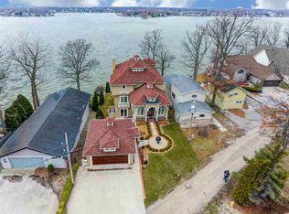 640 Ln 150h Hamilton Lk, Hamilton, IN