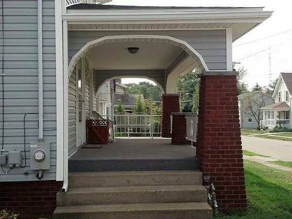 2nd image of 310 W Broad St