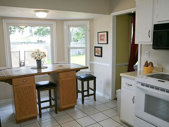 3rd image of 1700 Gray Slate Ct