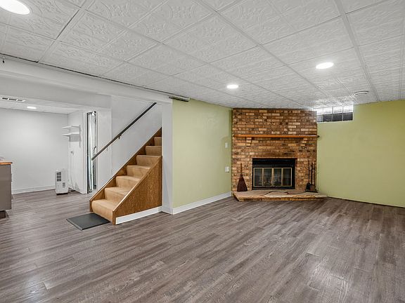 4th image of 3413 34th Ave
