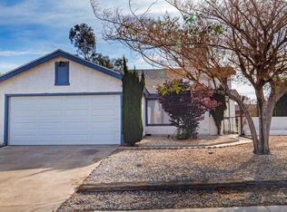 9165 Applewood Ln, Hesperia, CA 92344