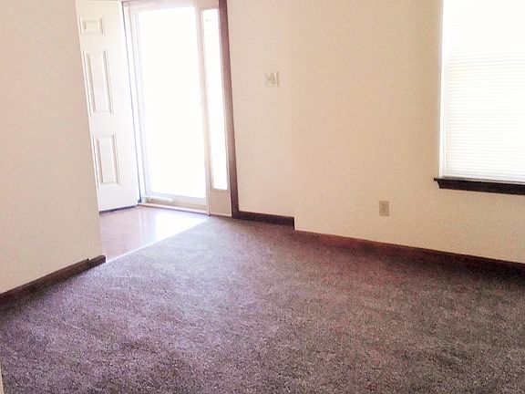 3rd image of 8565 Chesley Dr