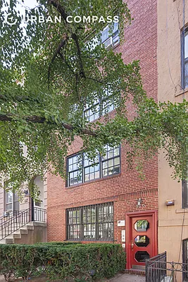 Rented by Compass | media 19