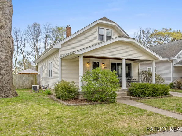 1538 Garfield Ave NW, Grand Rapids, MI 49504