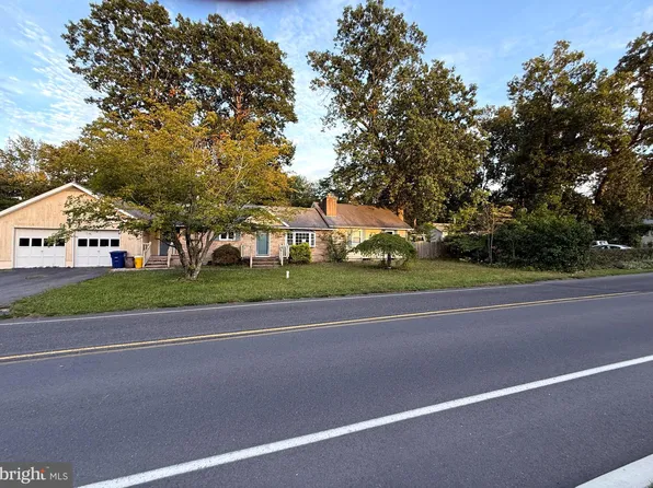 331 Birmingham Rd, Pemberton, NJ 08068