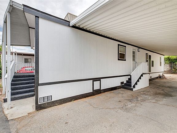 4th image of 1512 E 5th St Space 49